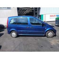 mercedes-benz vaneo (414) del año 2003