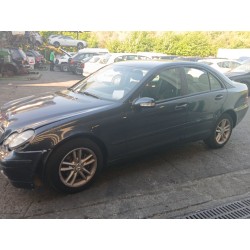 mercedes-benz clase c (w203) del año 2003