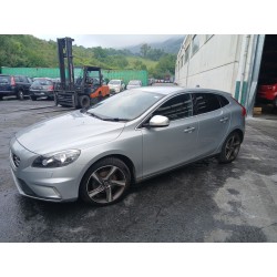 volvo v40 cross country (526) del año 2013