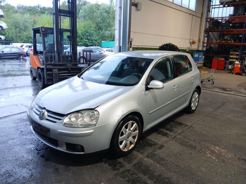 volkswagen golf v (1k1) del año 2004