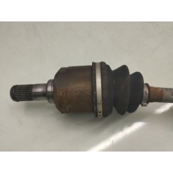 Recambio de transmision delantera izquierda para kia stonic (yb) 1.6 crdi referencia OEM IAM 49500H8450SJ LZ45QI31 