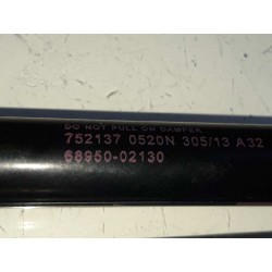 Recambio de amortiguadores maletero / porton para toyota auris 1.8 16v (híbrido) referencia OEM IAM 6895002130  