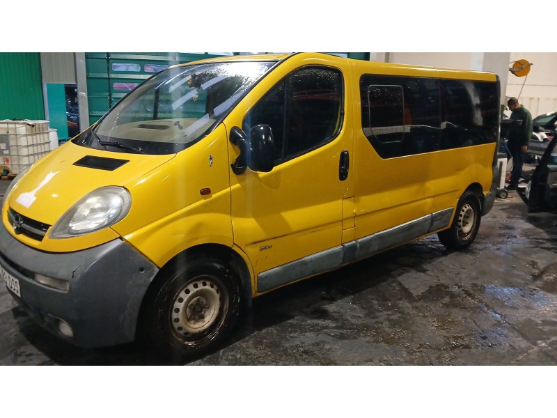 opel vivaro a autobús (x83) del año 2005