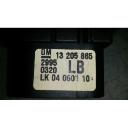 Recambio de mando luces para opel zafira b 1.9 cdti referencia OEM IAM 13205865  