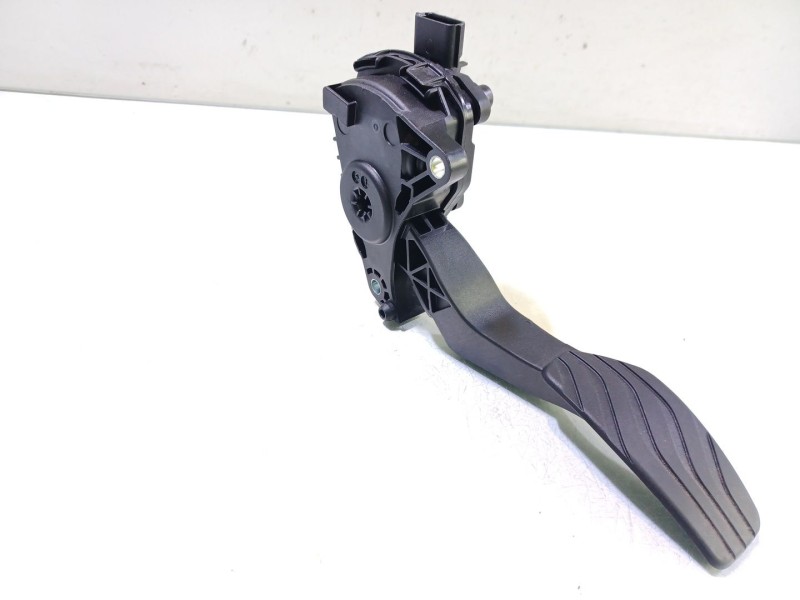 Recambio de pedal acelerador para nissan qashqai (j11) acenta referencia OEM IAM 180024BA1B  6PV00997815