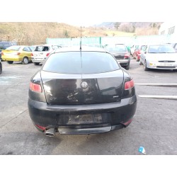 alfa romeo gt (937_) del año 2004