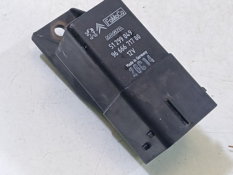 Recambio de caja precalentamiento para ford transit connect monospace 1.6 tdci referencia OEM IAM  9666671780 51299049