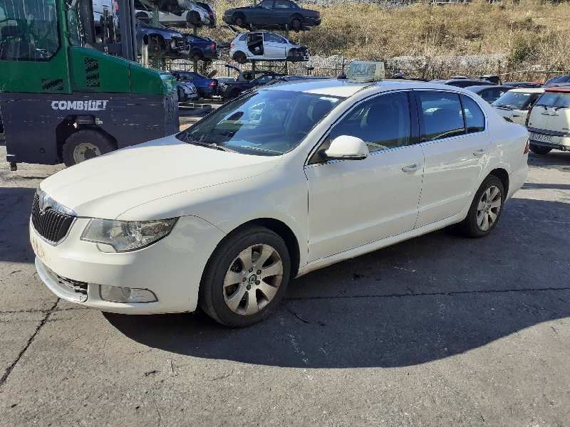 skoda suberb (3t4) del año 2009