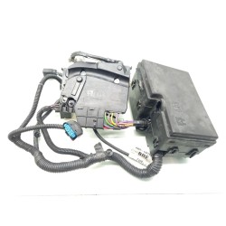 Recambio de caja reles / fusibles para ford c-max (dm2) 1.6 tdci referencia OEM IAM  AV6T14A087BA 