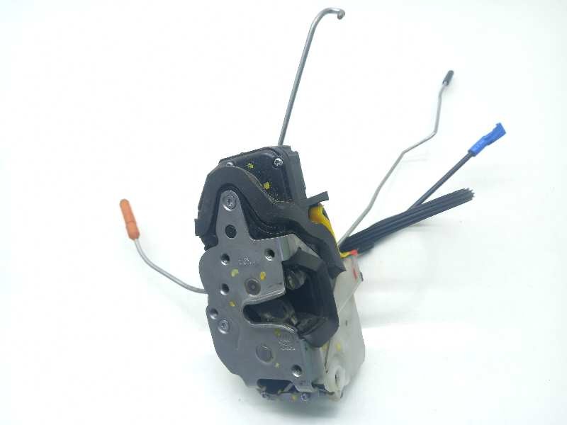 Recambio de cerradura puerta delantera izquierda para opel zafira tourer expression referencia OEM IAM 13579522  