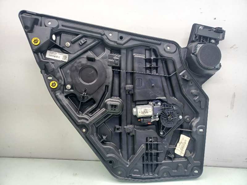 Recambio de elevalunas trasero izquierdo para lancia thema executive referencia OEM IAM 68103999AA 128000882 