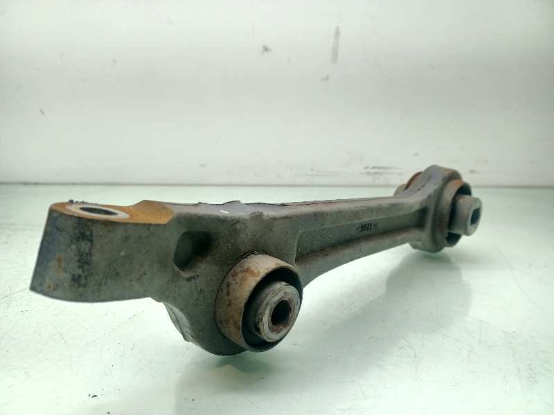 Recambio de brazo suspension inferior delantero derecho para lancia thema executive referencia OEM IAM K05168389AA  