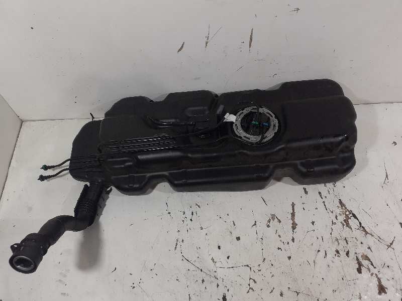 Recambio de deposito combustible para mercedes-benz vito mixto (447) 2.1 cdi cat referencia OEM IAM A4474705500  