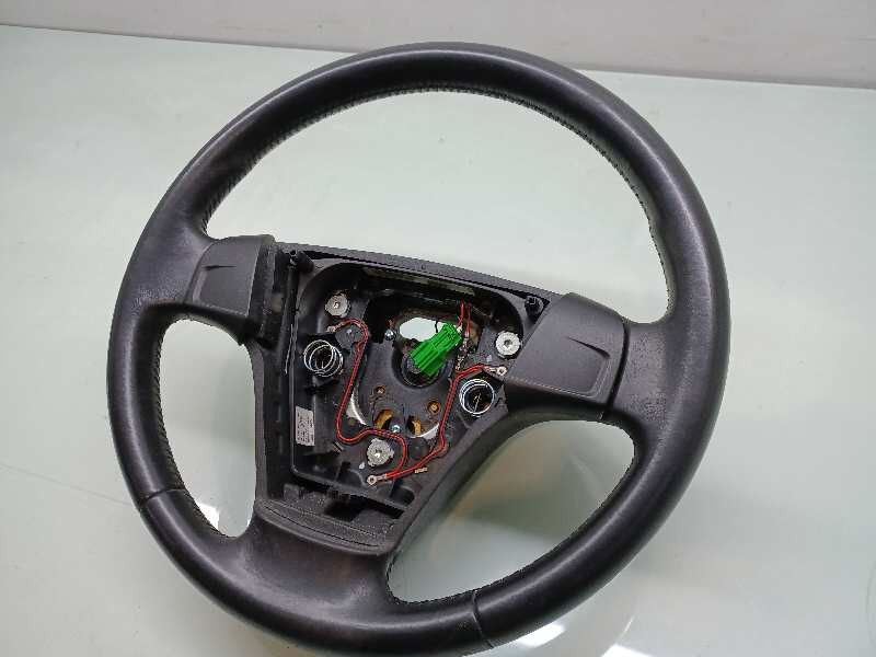 Recambio de volante para volvo c30 d5 kinetic referencia OEM IAM 30632900 PV55150060 31255849