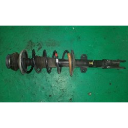 Recambio de amortiguador delantero izquierdo para dacia duster 1.5 dci diesel fap cat referencia OEM IAM