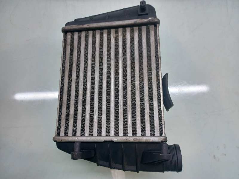 Recambio de intercooler para audi a4 avant (8e) 3.0 tdi quattro referencia OEM IAM 8E0145806L 0610591018 