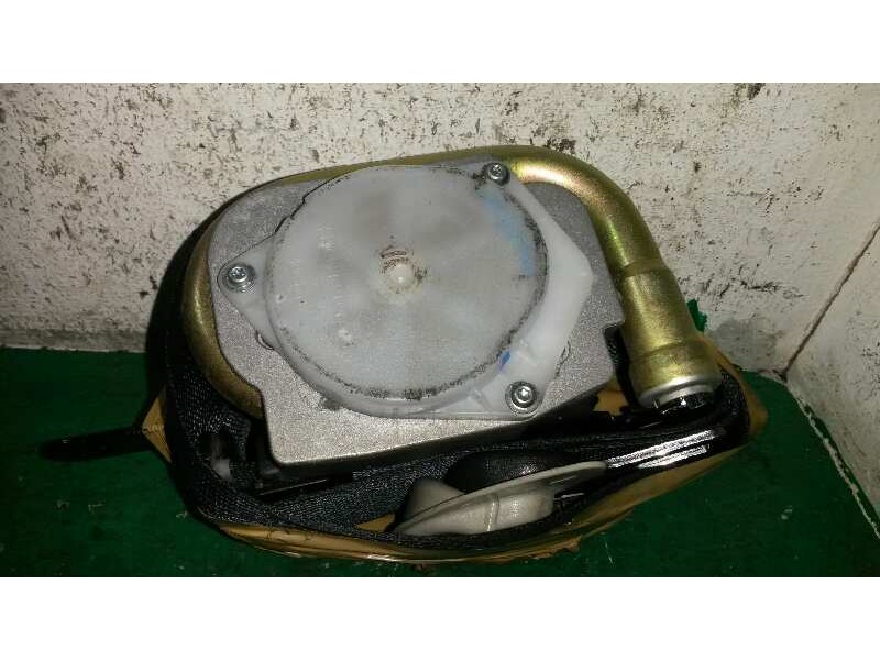 Recambio de cinturon seguridad delantero izquierdo para toyota avensis berlina (t25) 1.8 16v cat referencia OEM IAM   