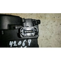 Recambio de cerradura puerta trasera derecha para renault clio iii exception referencia OEM IAM 8200300129  