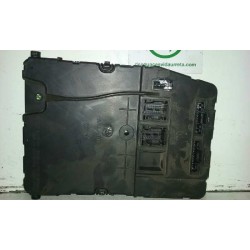 Recambio de caja reles / fusibles para renault megane ii classic berlina dynamique referencia OEM IAM 8200724338 U118400140I 