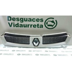 Recambio de rejilla delantera para renault master chasis cabina 3.0 referencia OEM IAM   