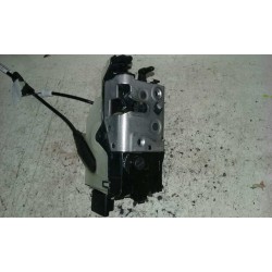 Recambio de cerradura puerta delantera derecha para peugeot 208 1.4 hdi fap referencia OEM IAM 9812500780 40647192R 