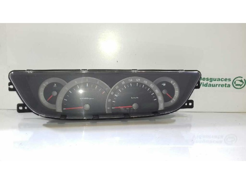 Recambio de cuadro instrumentos para ssangyong rodius xdi premium referencia OEM IAM 8020021050 200487400S 