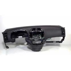 Recambio de salpicadero para hyundai i30 comfort referencia OEM IAM 1047040890084  