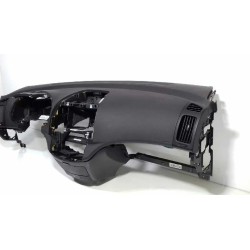 Recambio de salpicadero para hyundai i30 comfort referencia OEM IAM 1047040890084  