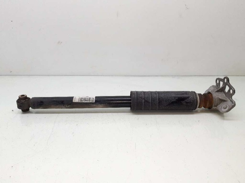 Recambio de amortiguador trasero izquierdo para opel adam unlimited ecoflex referencia OEM IAM 13408246 22277169 