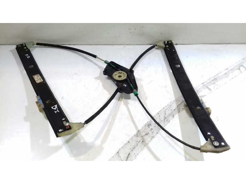Recambio de elevalunas delantero izquierdo para audi a4 ber. (b8) básico referencia OEM IAM 8K0837461  