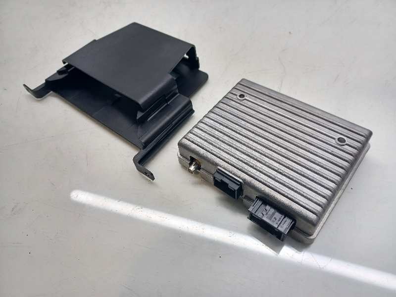 Recambio de modulo electronico para opel astra j sports tourer enjoy referencia OEM IAM 13353284 B5533167 366821429