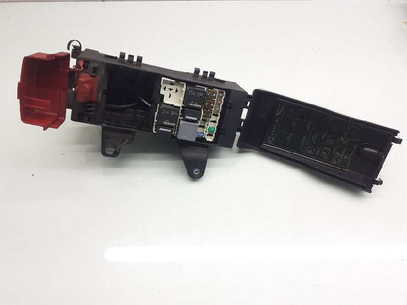 Recambio de caja reles / fusibles para jaguar xe portfolio referencia OEM IAM T4N11774 GX7314A067AA 
