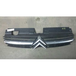 Recambio de rejilla delantera para citroën c5 berlina referencia OEM IAM 82017