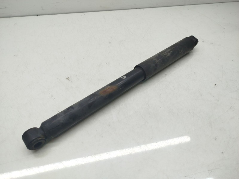 Recambio de amortiguador trasero derecho para nissan terrano ii (r20) 2.7 tdi 4wd referencia OEM IAM  312237 